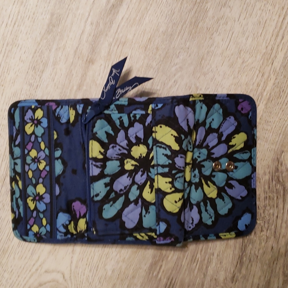 Vera Bradley wallet
